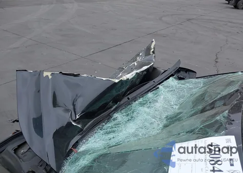 2015 Volvo S60 T5 Platinum z USA, uszkodzony, nr VIN YV126MFM6F2361507